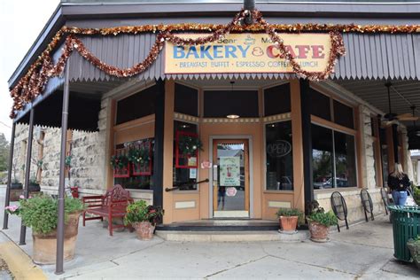 bear moon bakery and cafe|bear moon bakery boerne.